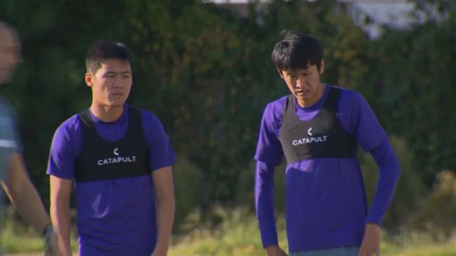巴萨3-2险胜垫底球队阿尔梅里亚，本场比赛罗贝托梅开二度帮助球队取胜，赛后罗贝托接受采访。